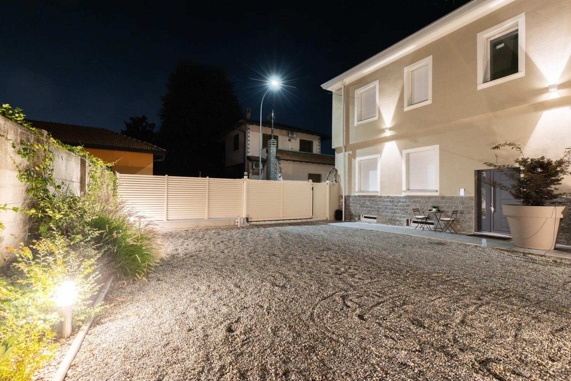 Residence Locatelli Rho Luaran gambar